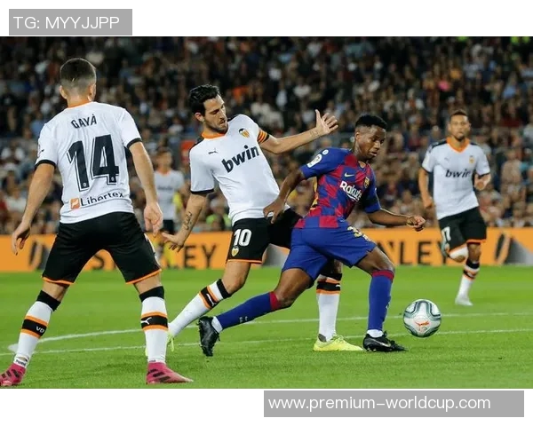 掌握足球边锋技巧与战术提升你的比赛表现与团队配合能力 掌握足球边锋技巧与战术提升你的比赛表现与团队配合能力